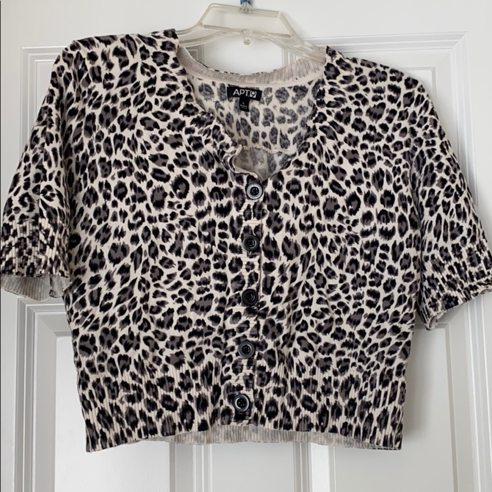 Vintage B&W Leopard Print Shirt